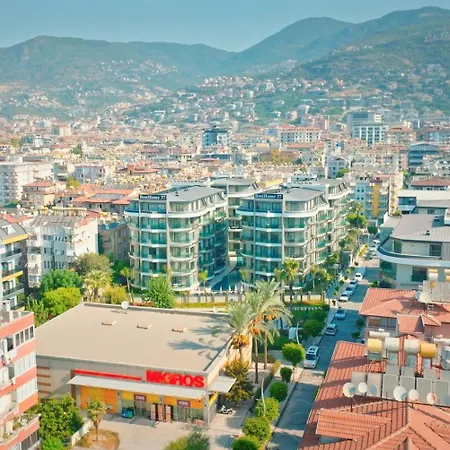 Apartment In 100m To The Sea Alanya