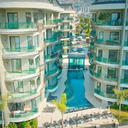 In 100m To The Sea Alanya