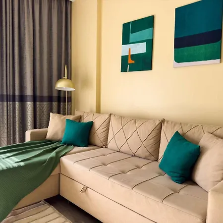 In 100m To The Sea Apartment