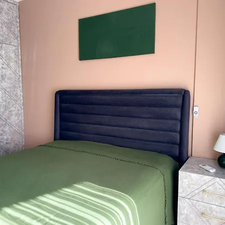 Apartament In 100m To The Sea